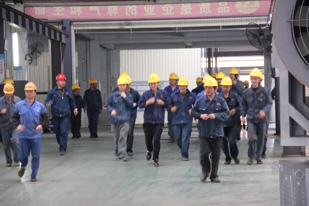 牢記安全生產(chǎn)，公司生產(chǎn)部舉行消防演練！