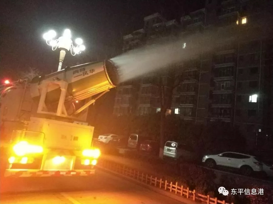 轉(zhuǎn)載：春宵花香暗暗生，園林霧炮細(xì)細(xì)灑——縣園林局正式啟動(dòng)行道樹夜間